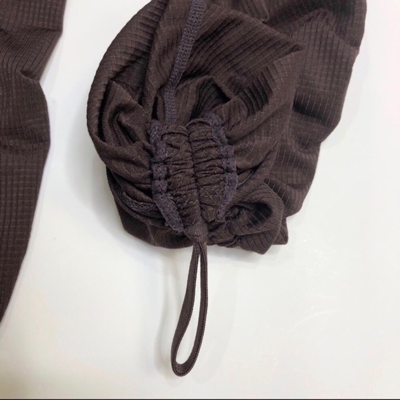 Fabletics Cashel Foldover PureLuxe Leggings Size Medium Ruching Plum Activewear - Picture 7 of 9